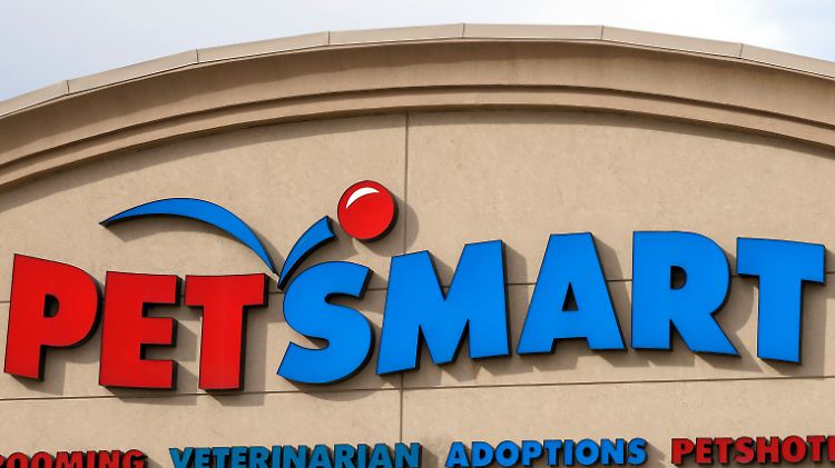 Finanzinvestor Apollo plant angeblich, Tierfutter Hersteller Petsmart für rund 8 Milliarden Dollar zu übernehmen.