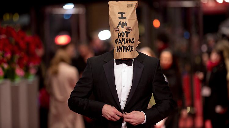 Okay, Shia, das ist eines der kleineren Skandälchen. 