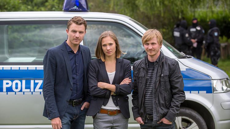 Friedrich Mücke, Alina Levshin und Benjamin Kramme (v.l.) in der "Tatort"-Folge "Der Maulwurf".