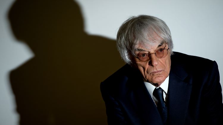 Der Vorwurf: Bernie Ecclestone soll dafür gesorgt haben, dass die BayernLB ihre Forme-1-Anteile unter Wert verkauft.