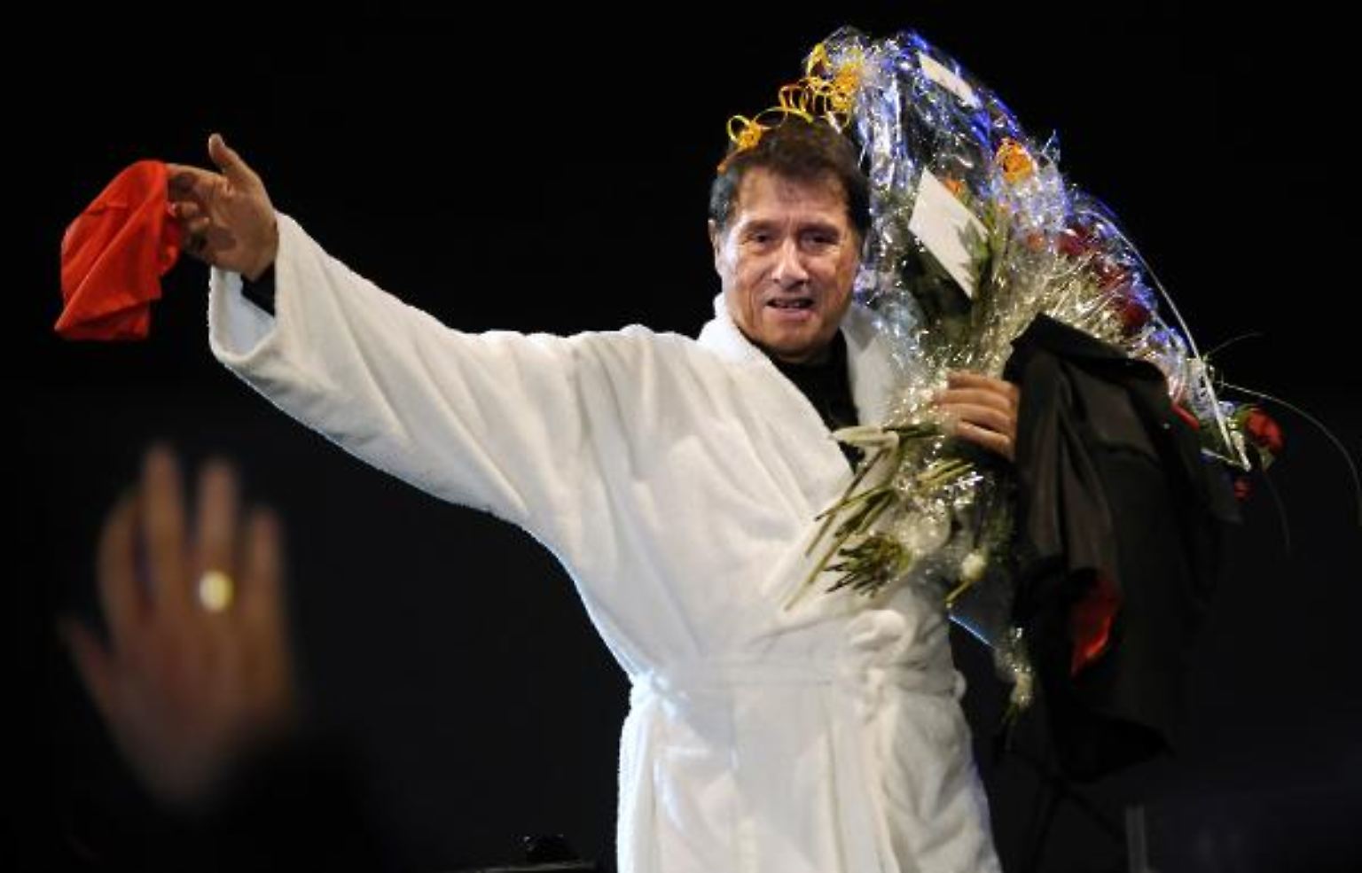Ein Legende tritt ab: Plötzlich und unerwartet stirbt der Sänger, Komponist, Entertainer und Schauspieler Udo Jürgens.