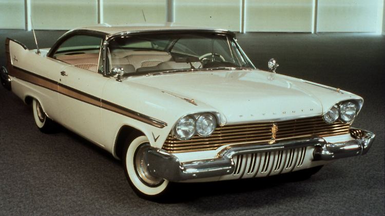 In echt wirkt der Plymouth Fury (hier die 57er-Version) viel harmloser als das Modell aus dem Horror-Roman.