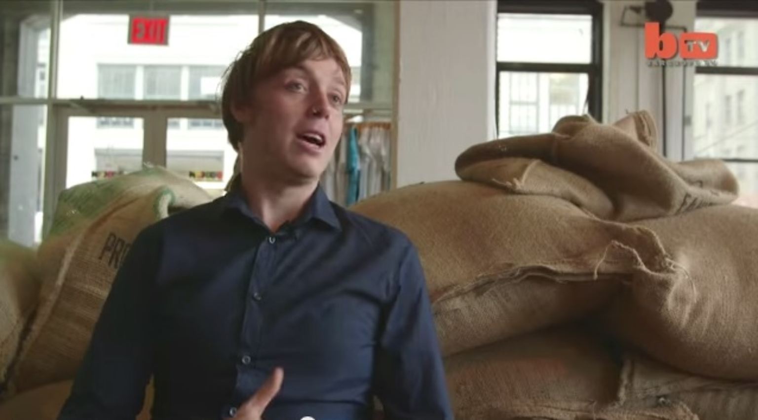 Das ist Mike Breach. Er macht Kaffe, aber nicht irgendeinen. 