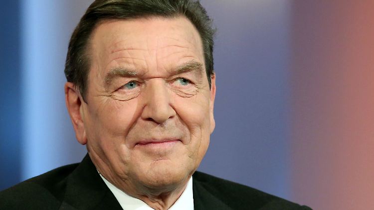 Schröder: Es ist großartig, dass so viele gegen diesen kruden Haufen auf die Straße gehen. Aber sie brauchen mehr Unterstützung.