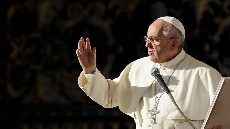 Wie einst Martin Luther: Der Papst geißelt die Missstände in der Kurie an.