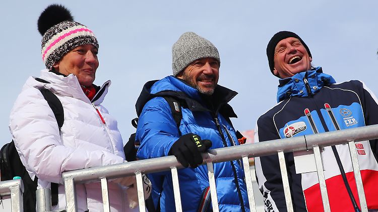 Skilegende und Mutter Rosi Mittermeier und Vater Christian Neureuther fieberten ebenso wie Markus Wasmeier (m.) bei Olympia in Sotschi mit.