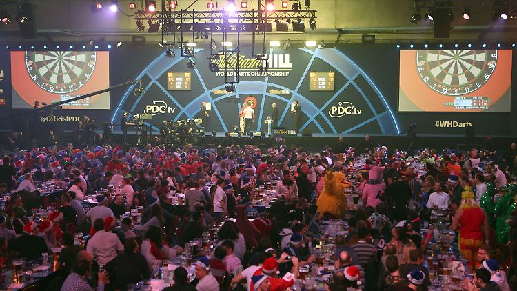 Partystimmung zur Darts-WM: Im Londoner Alexandra Palace geht es hoch her.