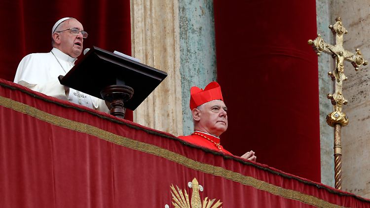 Die Botschaft von Papst Franziskus und der Segen "Urbi et Orbi" sind der Höhepunkt der christlichen Weihnacht.