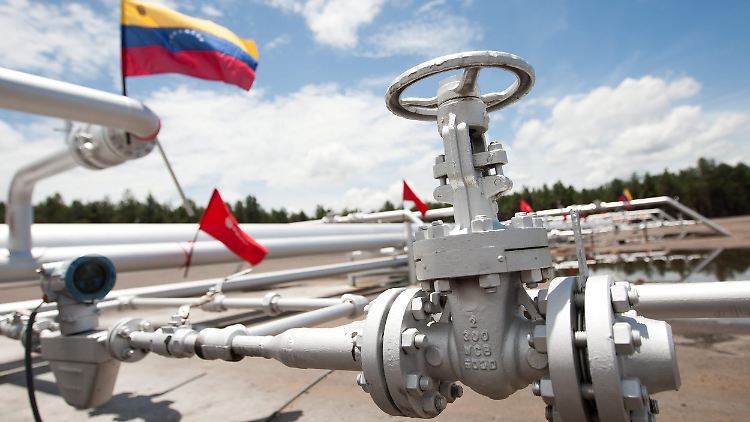 Der Ölpreis ist niedrig - zu niedrig für Venezuela.
