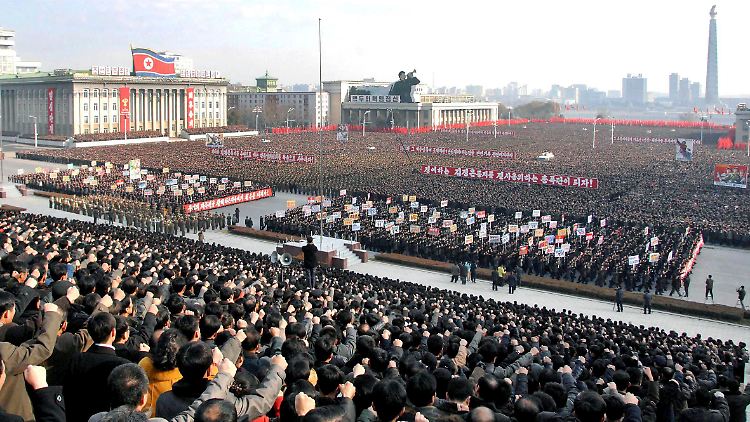 Pjöngjang am 25. November 2014: Massenkundgebung wegen einer UN-Resolution, die Sanktionen gegen Nordkorea vorsieht.