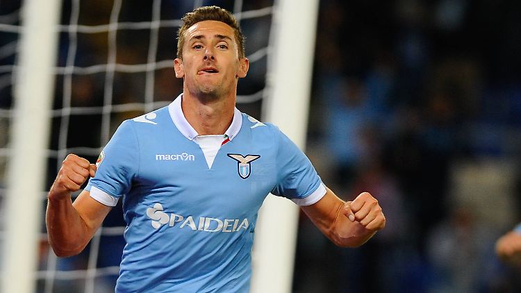 Die Nationalmannschaft muss künftig auf Klose verzichten - Lazio bleibt der 36-Jährige hingegen treu.