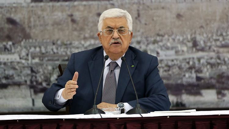 Abbas unterzeichnet ein Gesuch, um dem Internationalen Strafgerichtshof beizutreten.