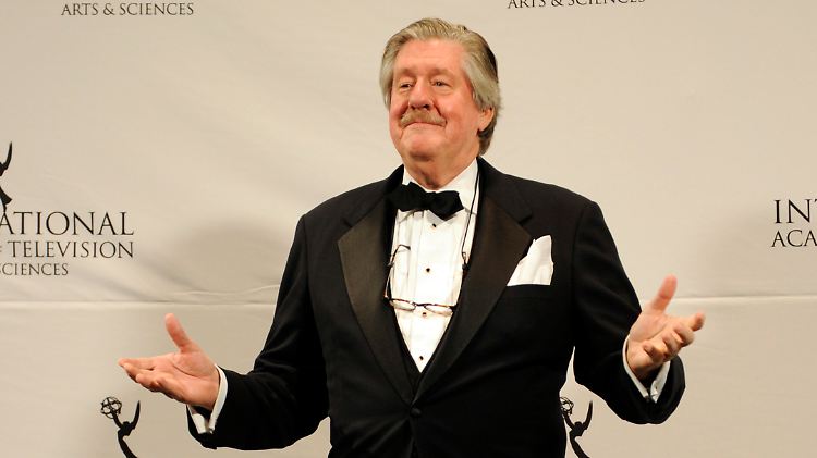 Herrmann 2011 bei den International Emmy Awards.