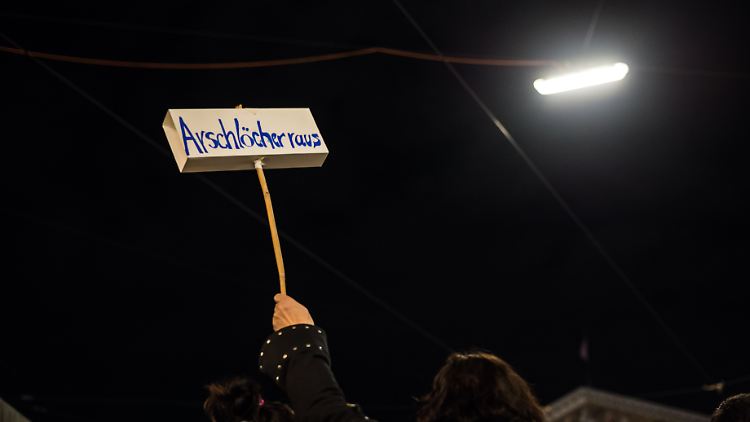 Bei einer Anti-Pegida-Demo in München am 22. Dezember. Ganz so deutlich sagte Bundeskanzlerin Merkel es nicht.