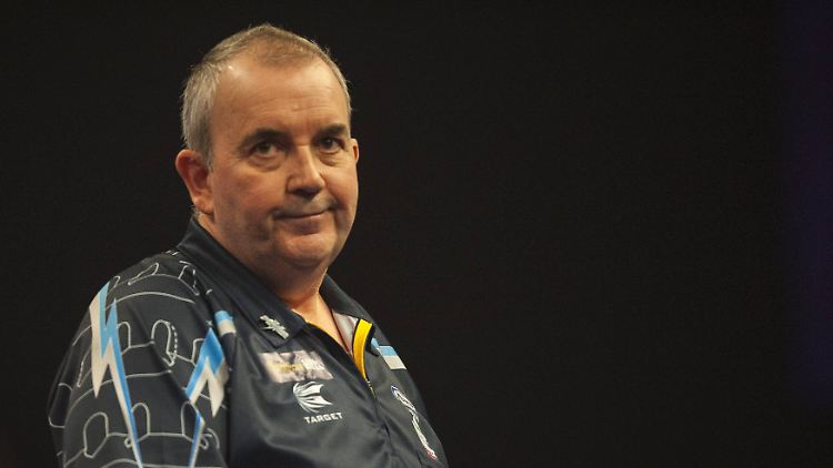Phil Taylor während seines Halbfinals gegen Raymond van Barneveld.
