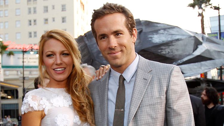 Die Schauspieler Blake Lively und Ryan Reynolds sind zum ersten Mal Eltern geworden.