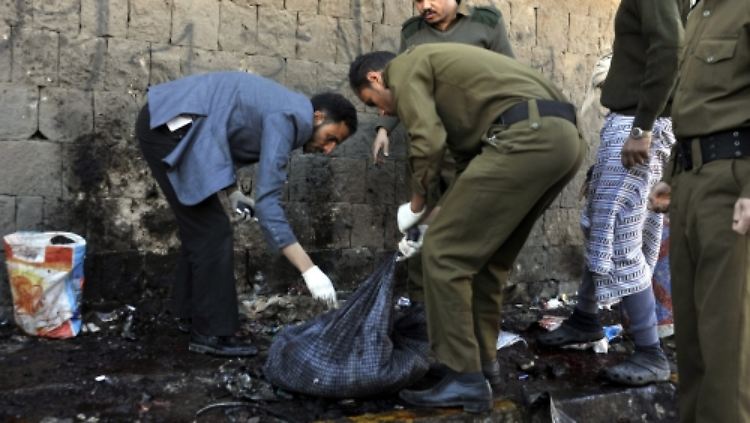 Die Autobombe explodierte während einer Rekrutierungsveranstaltung vor der Polizeiakademie. 