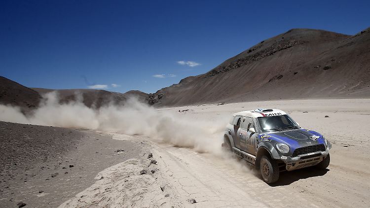 Für Team Mini läuft die Rallye Dakar richtig gut.