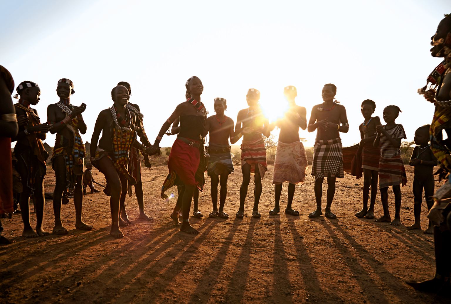 Im Omo-Tal  im Südwesten Äthiopiens leben etwa 200.000 Menschen, die mehr als zehn verschiedenen indigenen Stämmen angehören.