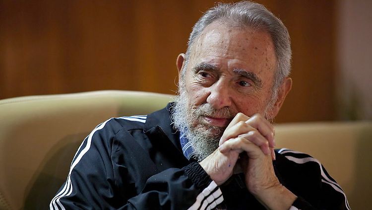 Kubas Revolutionsführer Fidel Castro trägt Adidas: Hier bei einem seiner jüngsten Auftritte in der Öffentlichkeit (Archivbild aus dem Februar 2012).