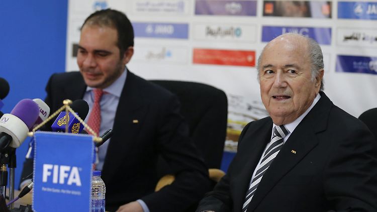 Herausforderer und Amtsinhaber: Prinz Ali bin Al-Hussein will Joseph Blatter als Fifa-Präsident ablösen.