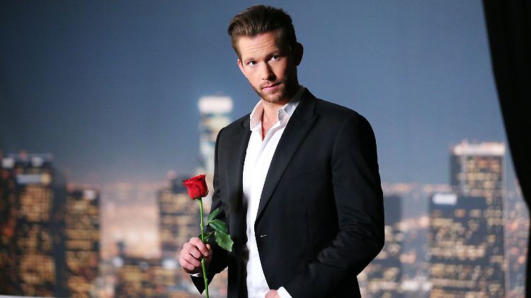 Bachelor Oliver sucht die große Liebe - 22 Frauen stehen zur Auswahl.