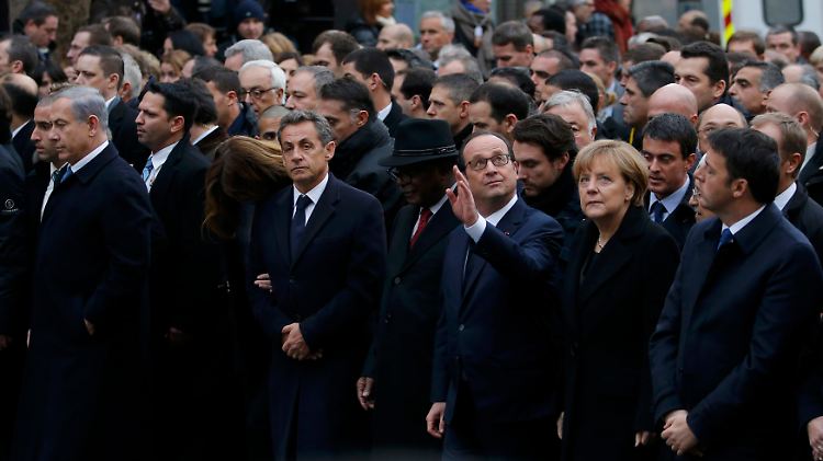 Hatte in der ersten Reihe nichts zu suchen: Sarkozy.