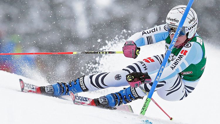 3,80 Sekunden Rückstand sind im Slalom Welten. Viktoria Rebensburg darf dennoch in die Rocky Mountains fahren.