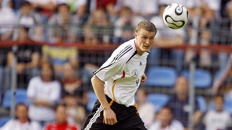 Robert Huth droht wegen angeblich sexistischer Tweets Ärger mit dem englischen Fußball-Verband.
