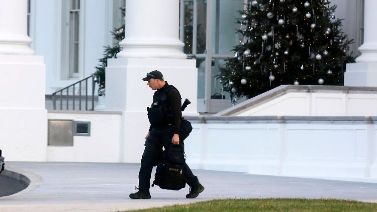 Sechs der insgesamt acht Direktoren des Secret Service müssen ihren Posten räumen oder gehen in Rente.