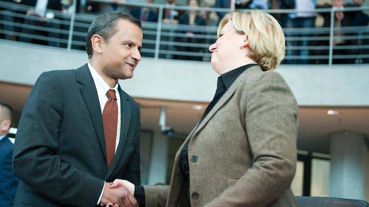 Sebastian Edathy und Eva Högl im Untersuchungsausschuss.