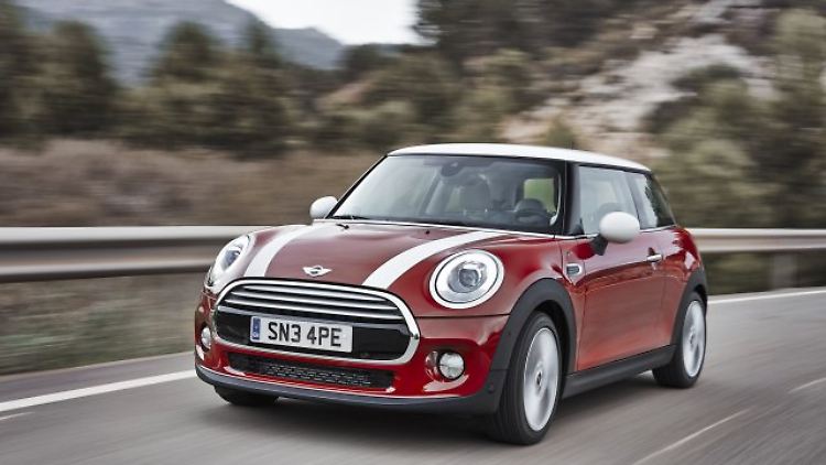 Der Mini bietet sogar für Menschen mit 2,03 Metern noch optimalen Platz.