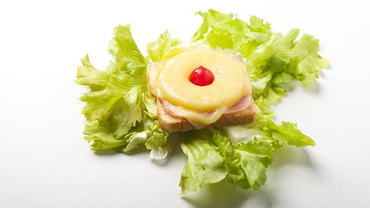 Beim "Toast Hawaii" geht es nicht um Artenvielfalt: Brot, Kochschinken, Ananas und Käse. Nur so und nicht anders.