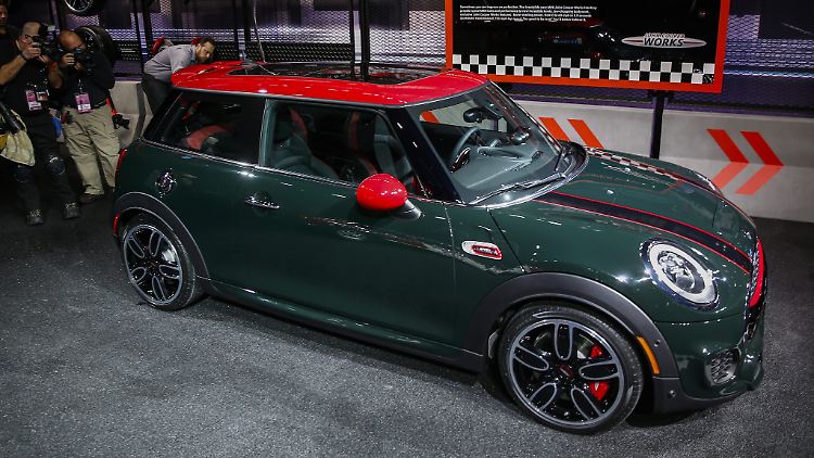 Wer die Paarung Mini und sportlich will, der kommt am John Cooper Works nicht vorbei.