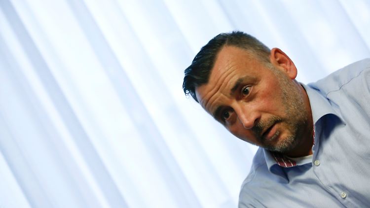 Der Rassist Lutz Bachmann gründete Pegida und Tausende folgten ihm.