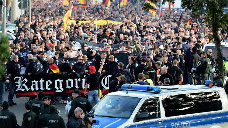 In Köln eskalierte eine Hooligan-Demo im November des vergangenen Jahres.