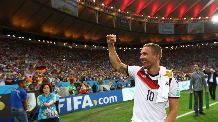 "Das kann mir keiner mehr nehmen": Lukas Podolski nach dem WM-Triumph in Rio.
