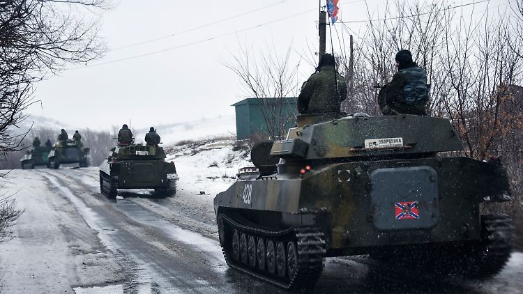 Die Separatisten wollen ihre Offensive bis an die Grenze der Donezker
Region ausweiten.