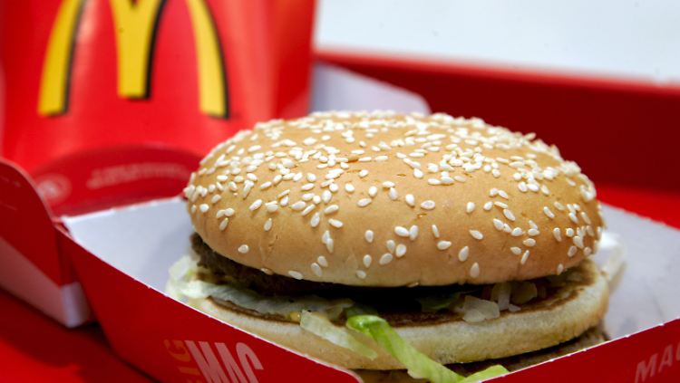 McDonalds´s arbeitet mit dem Bezahlsystem Apple Pay - für Kunden ist das riskant.