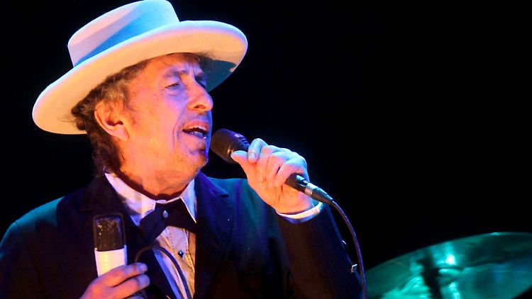 Manche Dinge sollte man im Alter lieber den Jungen überlassen, meint Bob Dylan.