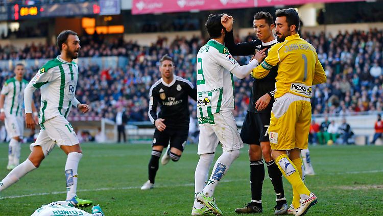 Cristiano Ronaldo gingen die Sicherungen durch. Doch Real Madrid siegte auch ohne ihn in Cordoba.