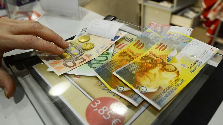 Allein die Volks- und Raiffeisenbanken vergaben in den Jahren vor der Eurokrise offenbar mehr als 30.000 Fremdwährungskredite