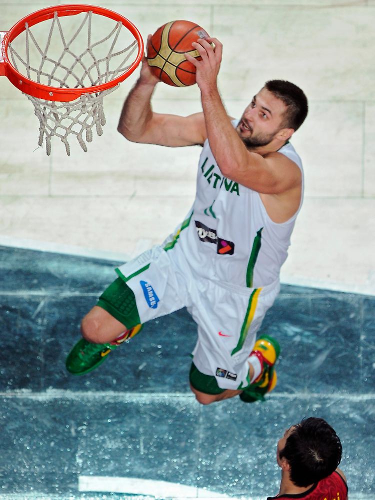 Linas Kleiza versenkte für Litauen die meisten Bälle im Korb.