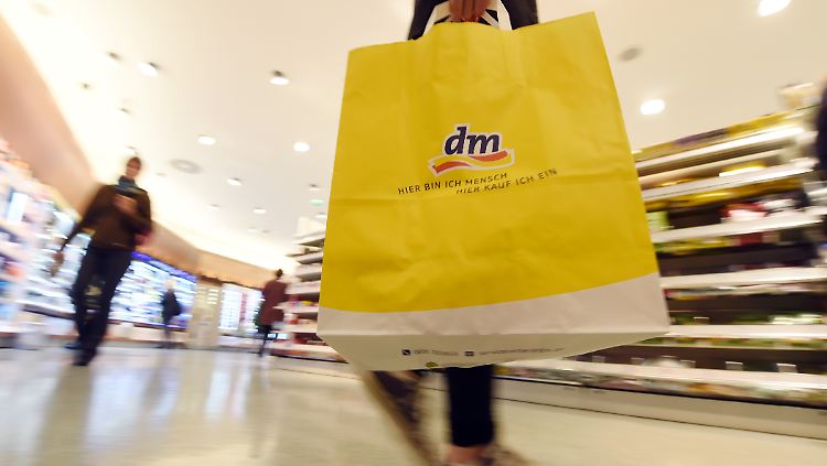 Wer will, kann demnächst auch von zu Hause aus bei dm einkaufen.