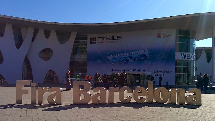 Auf dem MWC in Barcelona treten die iPhone-Konkurrenten an.