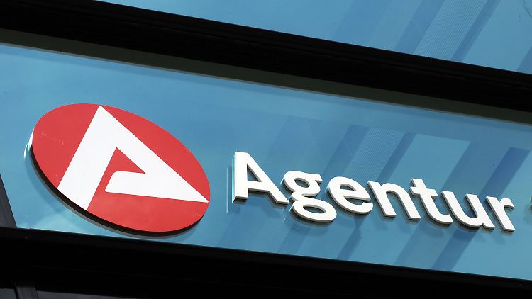 Im Januar hat das Winterwetter wie üblich für einen leichten Anstieg der Arbeitslosenzahl gesorgt.