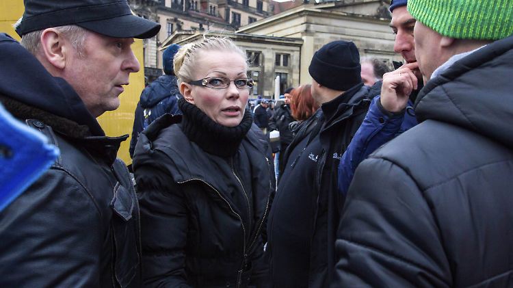 Offensichtlich ist Kathrin Oertel die Ausrichtung von Pegida zu radikal.