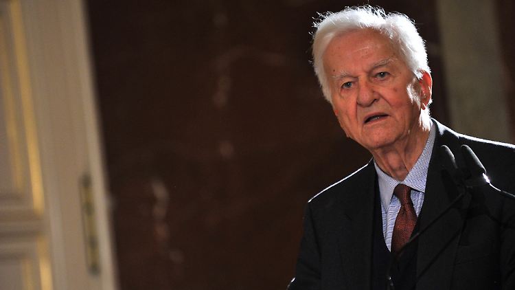 Weizsäcker war von 1984 bis 1994 das Staatsoberhaupt der Bundesrepublik Deutschland.