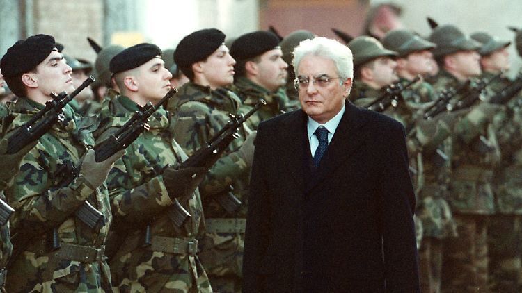 Sergio Mattarella ist zum Staatspräsidenten Italiens gewählt worden.