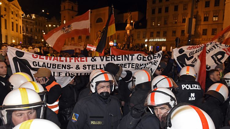 "Glaubens- und Stellvertreterkriege" in Österreich? In Wien kommt Pegida nicht voran.